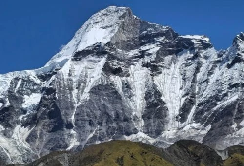 Expédition Api Himal (7 132 m) : L’un des Sommets les Plus Isolés de l’Himalaya Népalais