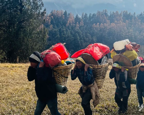 Nos équipes Avec Matériels Cuisinieres